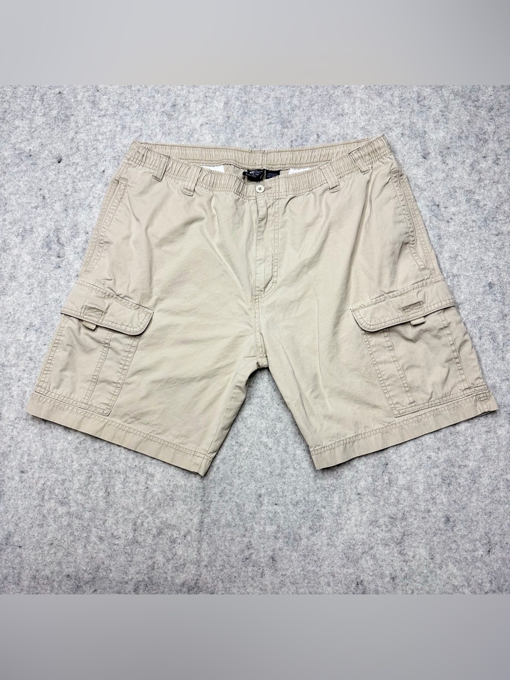 Big Dogs Cargo Shorts Men's Large Tan Beige Elastic Waist 100% Cotton Casual